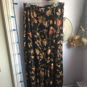 Vintage high waisted skirt